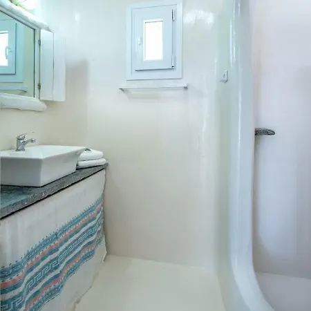 Karystos Villas *